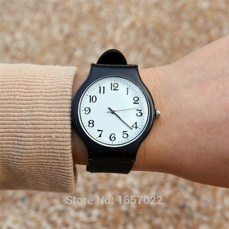 Hotime siliconen eenvoudige polshorloges voor studenten, quartz sporthorloge voor dames en heren, casual horloges met numerieke wijzerplaat