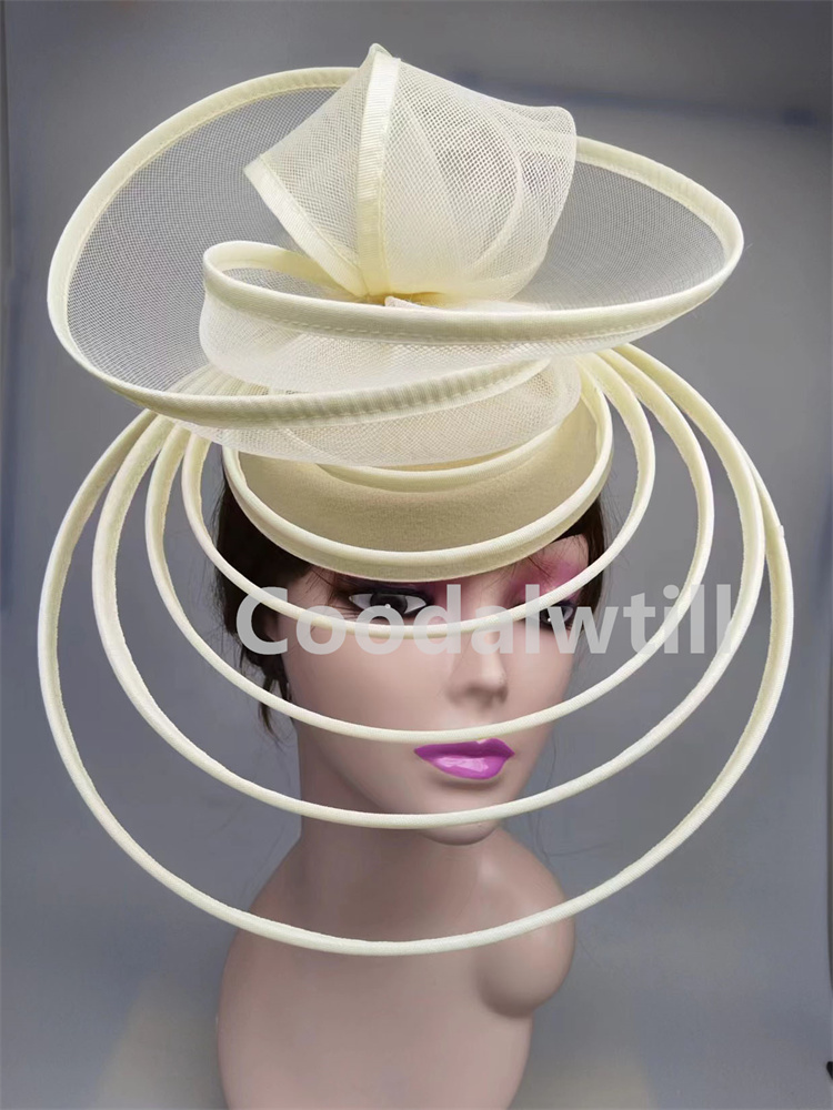 Kirche Fascinator Hütte Hochzeit Gittergewebe Kopfschmuck Frauen Party Bankett Chapeau Deckel Stirnband Damen Party Tee königlich Ascot Bunker Kappen: Elfenbein