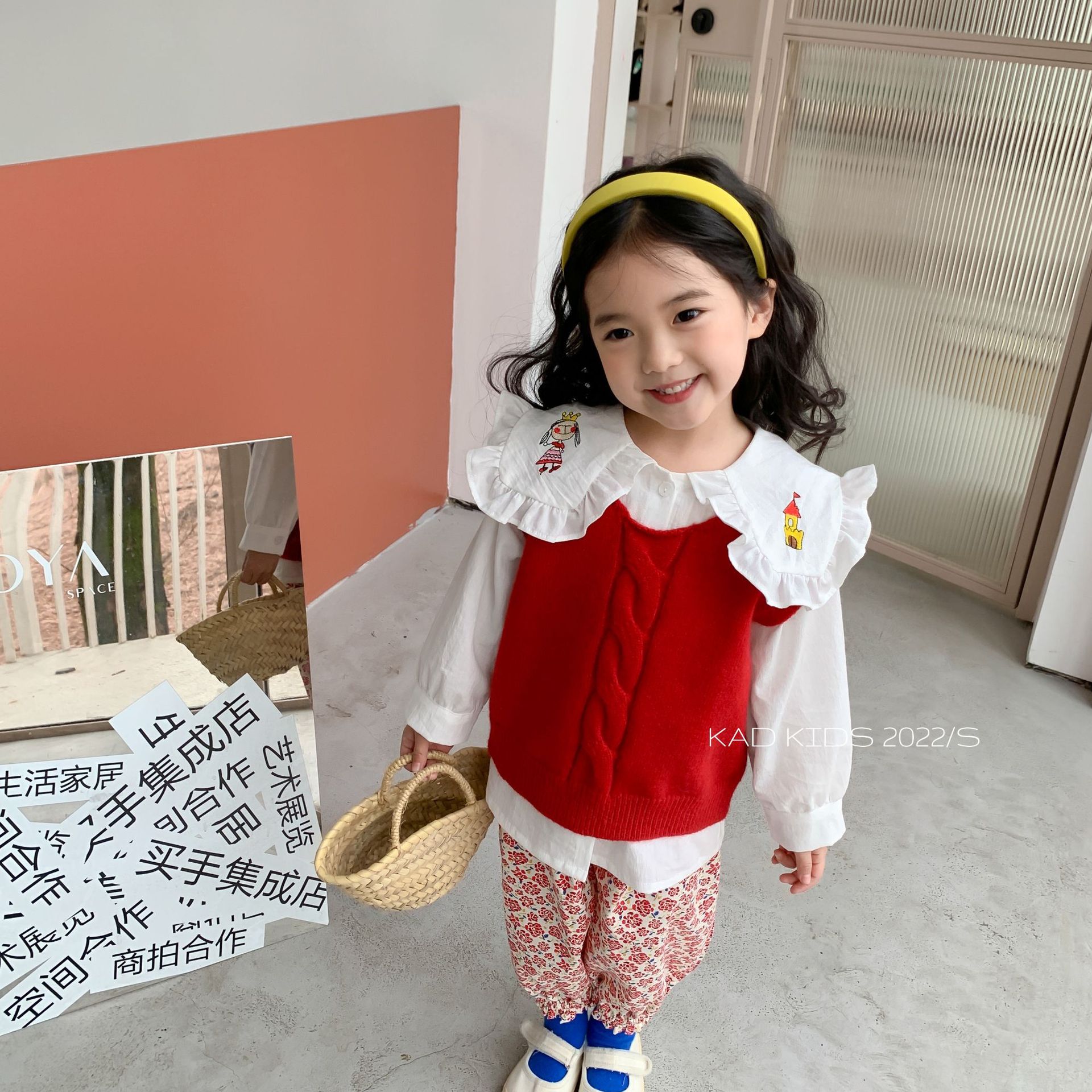 2022 Lente Kinderen Kleding Meisjes Koreaanse Revers Lange Mouwen Geborduurd Shirt Rood Vest