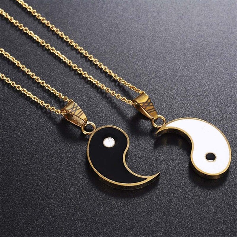 Matching 2 Pieces Stainless Steel Yin Yang Pendant Puzzle Piece Necklace Birthday Jewlery for Couple or Best Friends