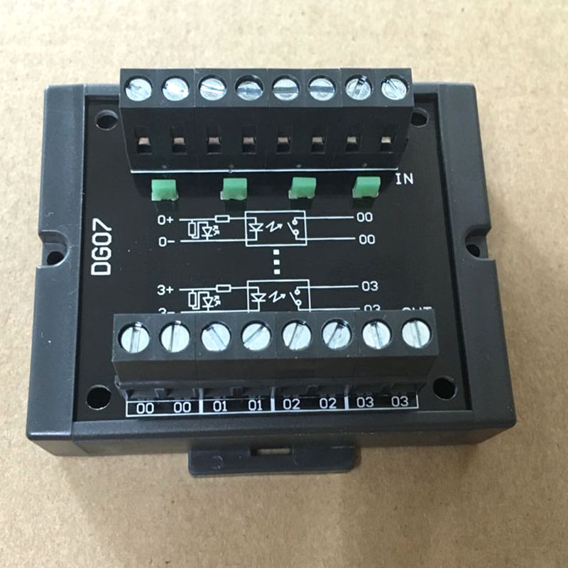 The 4 way signal NPN and PNP are mutually rotating, level conversion, wide voltage 10-28V