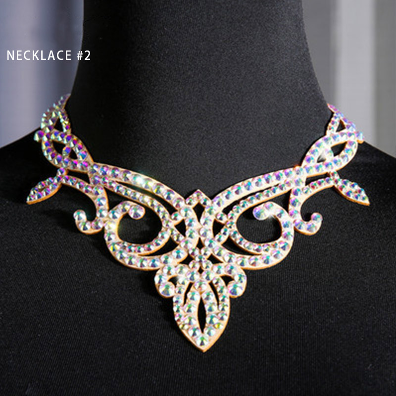 Collana di danza del ventre con strass per donna adulta di fascia alta, professione di scena, accessori per competizioni, gioielli da ballo: nero