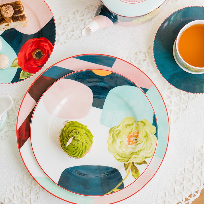 EECAMAIL Bone china English afternoon tea tea set Nordic coffee cup European small luxury small exquisite ceramic British aftern
