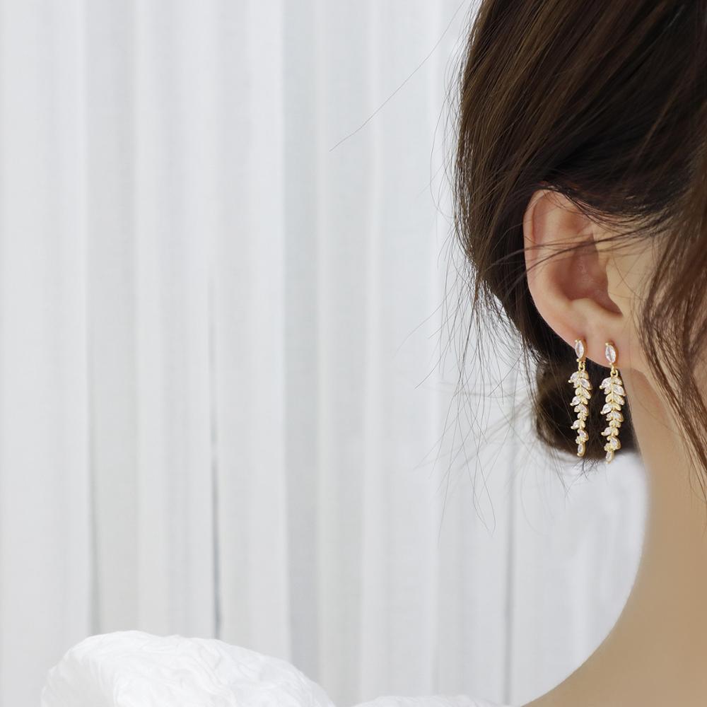 Micro-inlaid Zircon Gold-plated Leaves Sense Earrings For Women Korean Stud Earring Jewelry Stainless Steel