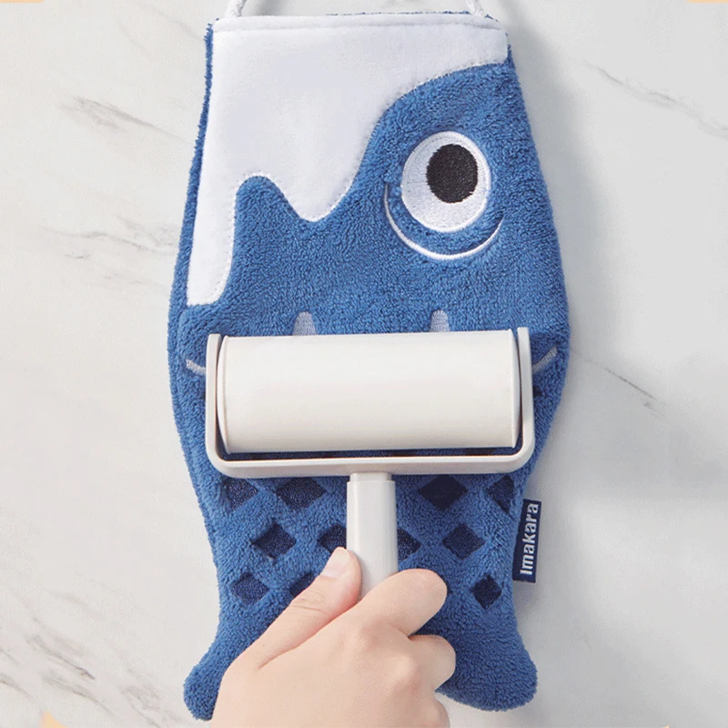 Toalla de mano colgante con forma de Koi de dibujos animados para el hogar, baño, pañuelo súper absorbente para niños, toalla de mano cuadrada para cocina