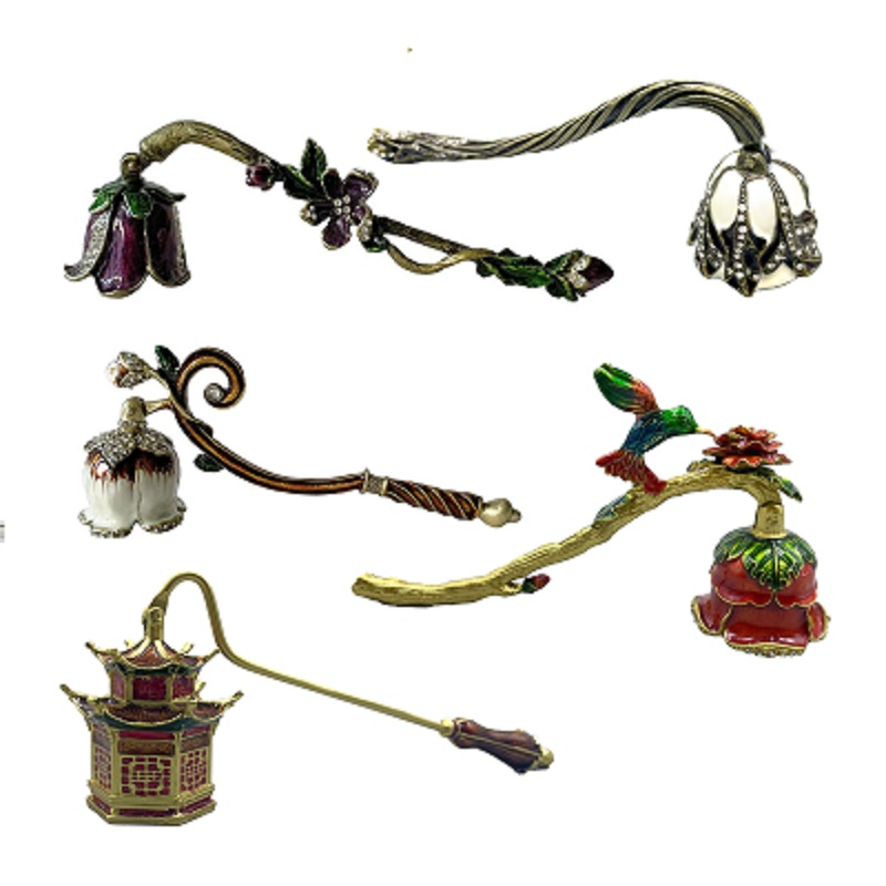 Vintage Flower Candle Snuffer Decorative Candle Extinguisher Flame Safely Long Handle Putting Out Fire Candle Extinguishing Tool