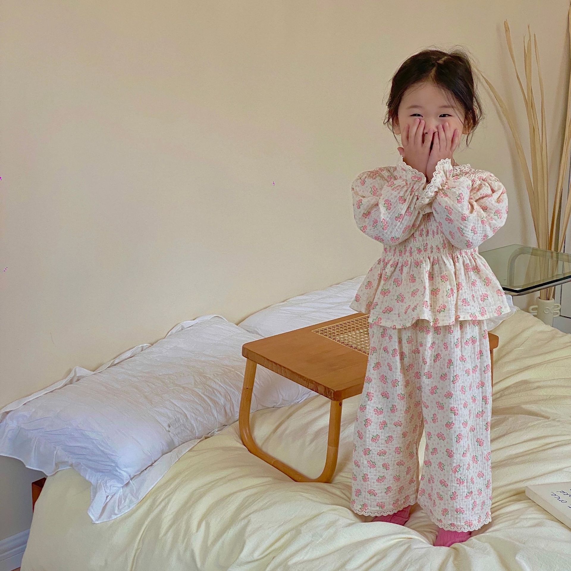 Conjunto de pijama de 2 piezas con fresas para niña, traje de Top + Pantalones, de Primavera