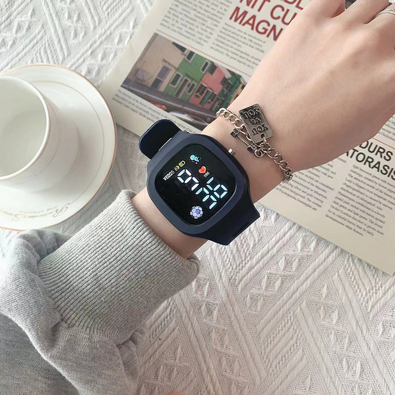 Mannen Vrouwen Horloge Led Digitaal Sporthorloge Voor Kinderen Jongens Meisjes Vierkant Grote Wijzerplaat Waterdicht Siliconen Heren Elektronisch Polshorloge: Bruin