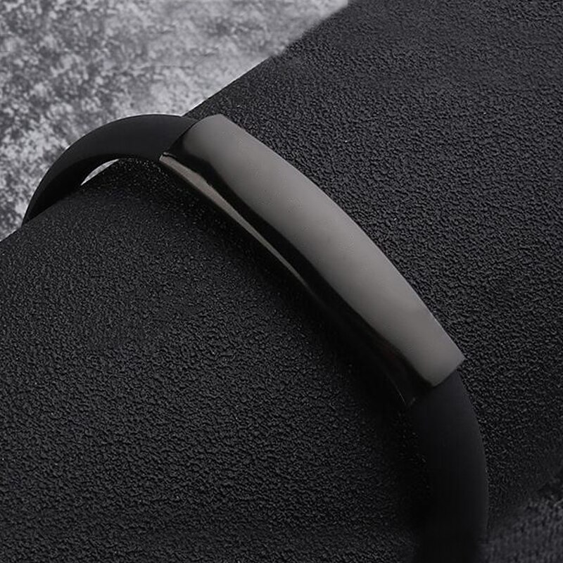 Heren Armband Titanium Stalen Armband Modieuze Persoonlijkheid Black Charm Rubber Paar Armband Voor Mannen: Default Title