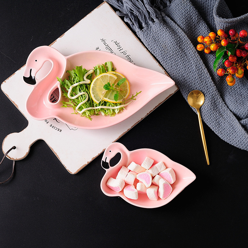 Platos de cerámica con forma de flamenco, vajilla creativa en 3D para postre, plato de frutas, bol para ensalada, platillo de desayuno y té original, estilo occidental, 1 unidad