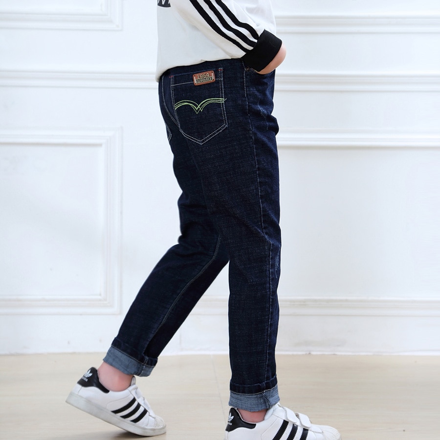 SheeCute niños primavera otoño jeans niños pantalones de mezclilla casual Stretch Fit Pantalones rectos pantalones vaqueros JCH8801
