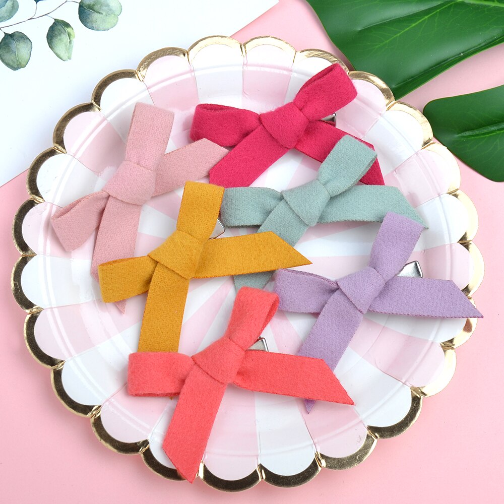 2 st/set solida hårrosetter med klämma för baby boutique hårklämmor flickor hårspänne handgjorda hårgrepp huvudbonader hårtillbehör