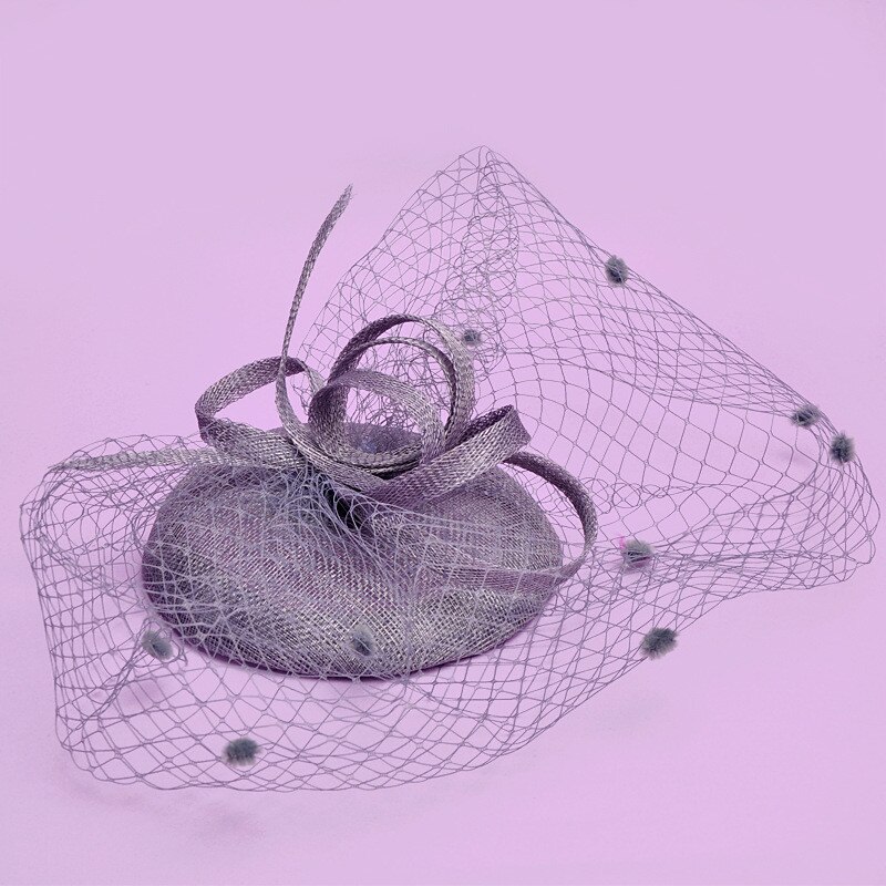 Wedding Bridal Hats Fascinator Feather Ma yarn ladies hat Western-style banquet mesh yarn feather headdress: Gray