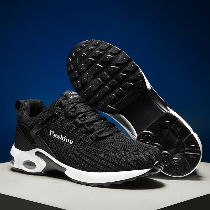 Autumn Men's Breathable Golf Sneakers Men's Black Blue Comfortable Grass Golf Training Shoes Track and Field Coach Sneakers