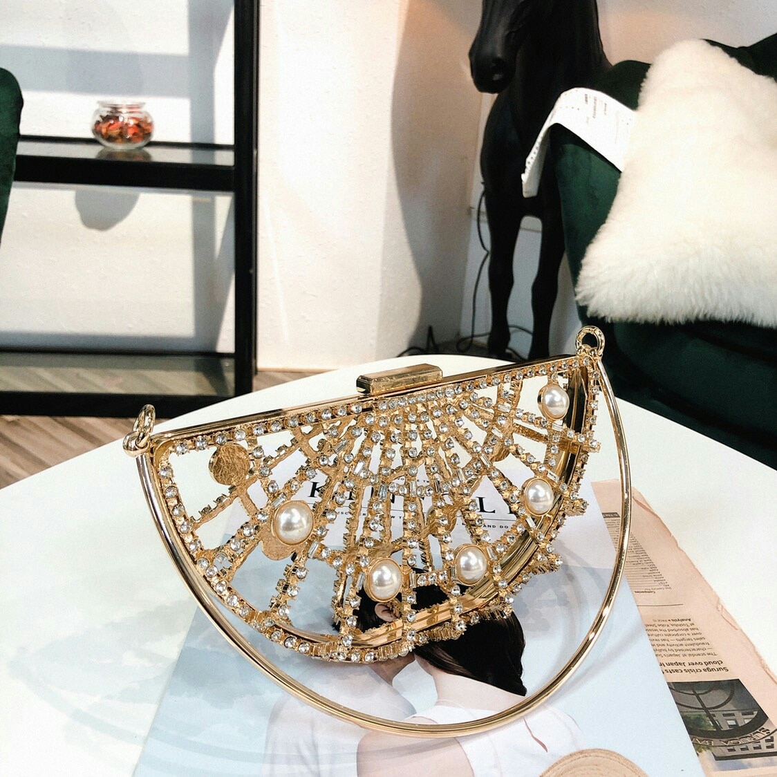 Summer Korea Hollow Pearl Rhinestone Clip Bag Half Round Evening Bag Handbag Woman