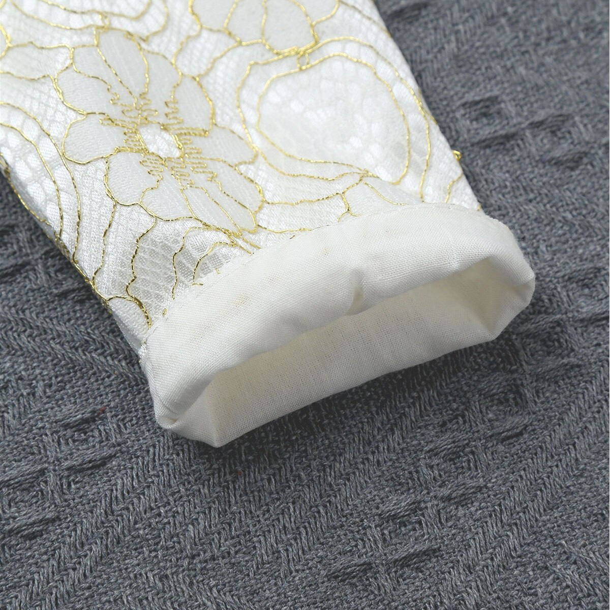 Children's Kids Girls Long Sleeves Jackets Boleros Gold Thread Lace Embroidered Flower Coat Cape Wedding Flower Girl Clothes