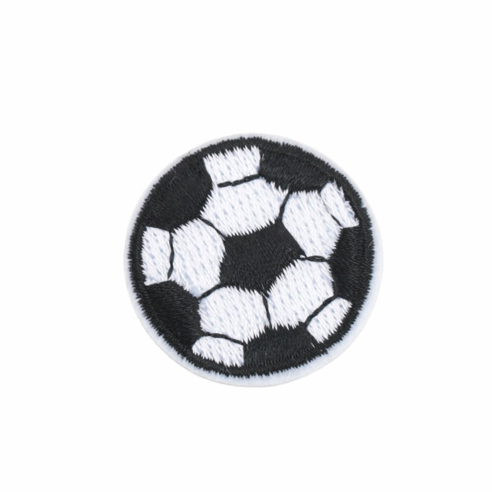 10 stk / parti broderede fodboldplaster til drengeposer tøj jeans jern på tegneserie klistermærker håndlavet beklædningsapplikeret leverandør