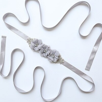 Zomer strand bruiloft bloemen riemen voor bruid parel chiffon bloemen riemen sjerpen kristal bruidsaccessoires ceinture mariage: Lichtgrijs