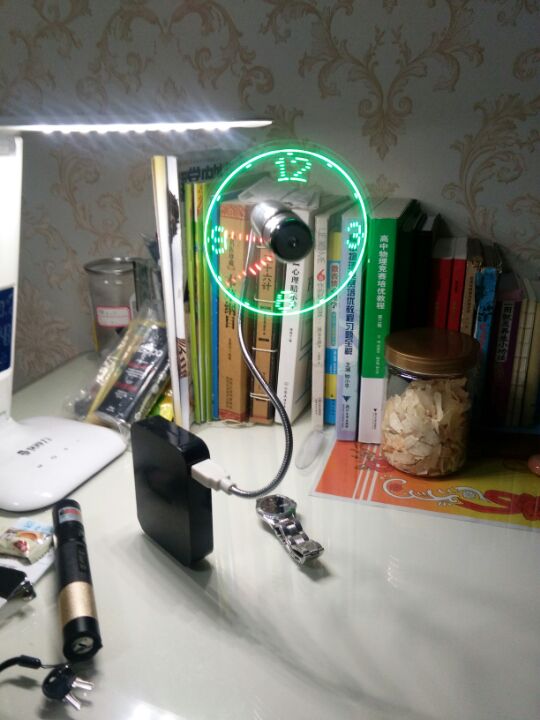 POV Led display fan can show time Funny Electronic toys