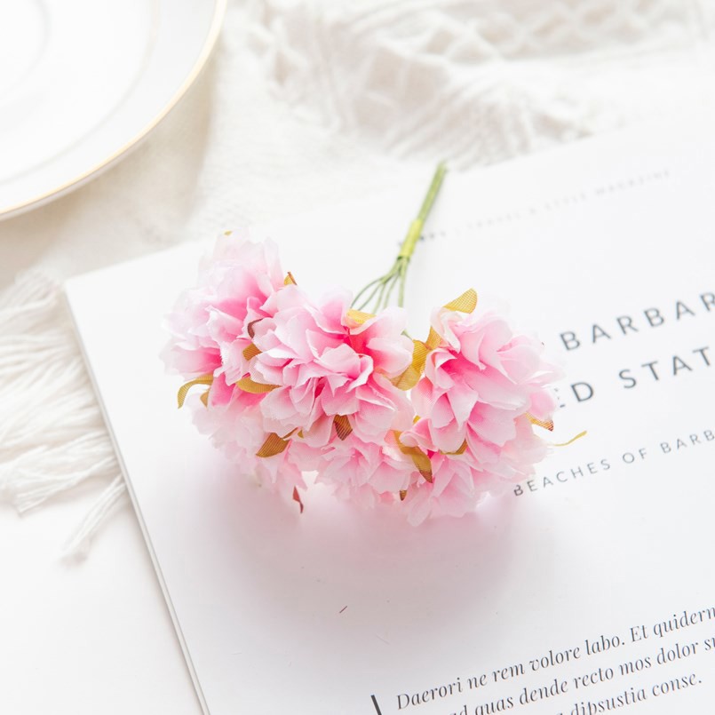18 stücke Künstliche Blume Seide Nelke Weihnachten Hausgarten Hochzeit brautstrauß Diy box Heiße verkäufe Festival Dekorationen: L / Rosa