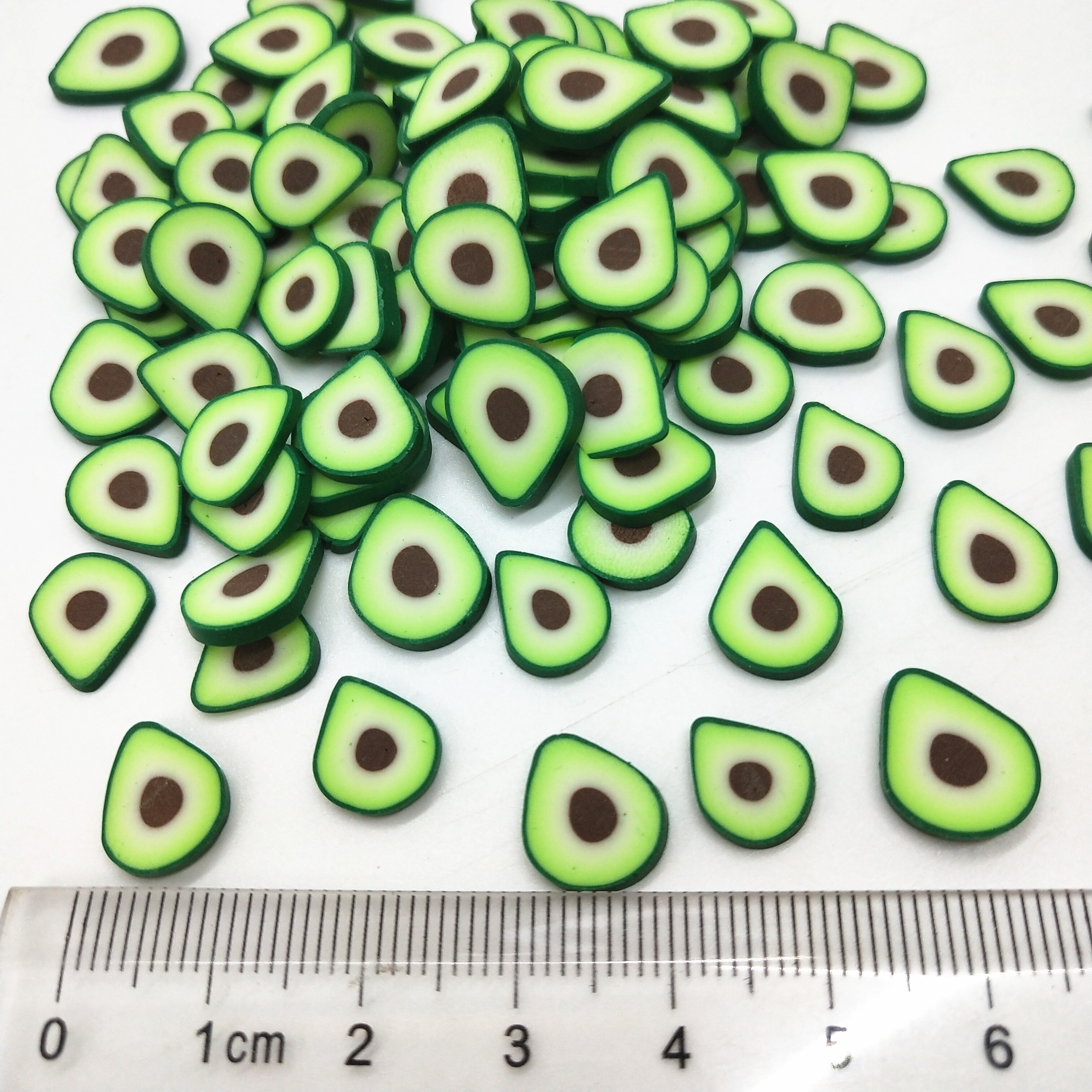Arcilla polimérica de aguacate para manualidades, 20 g/lote, 1cm, fruta verde, pequeña, fruta de plástico, klei, partículas de barro