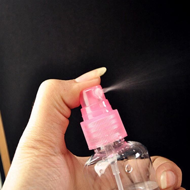 100Ml Kleur Willekeurige Lege Plastic Nuttig Parfum Transparant Verstuiver Spray Fles Hervulbare Gekleurde Transparante Spray