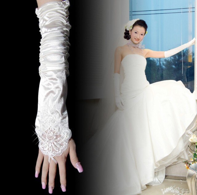 Longue robe de mariée en Satin noir, gants plissés avec perles brodées, dentelle sans doigts