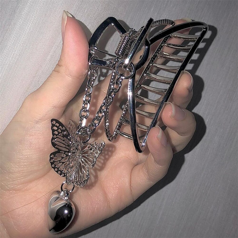 Cosysail Kpop Jahrgang Hohl Schmetterling Liebe Anhänger Haar Clip für Kühle Egirl Lange Quaste Metall Haarnadel Kopfschmuck Schmuck