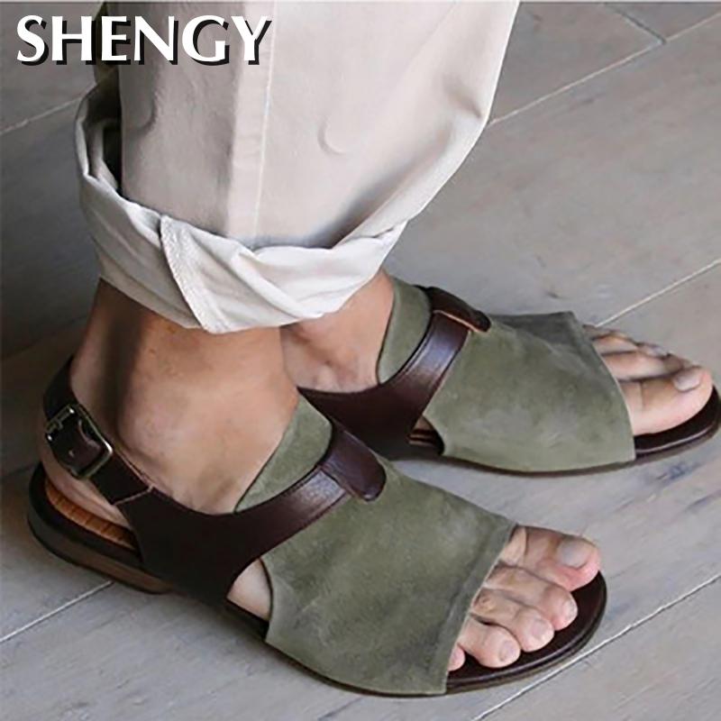 Sandalias romanas informales para hombre, zapatos planos Retro de Punta abierta para playa, sandalias de gladiador con cinturón y hebilla, talla grande, verano,