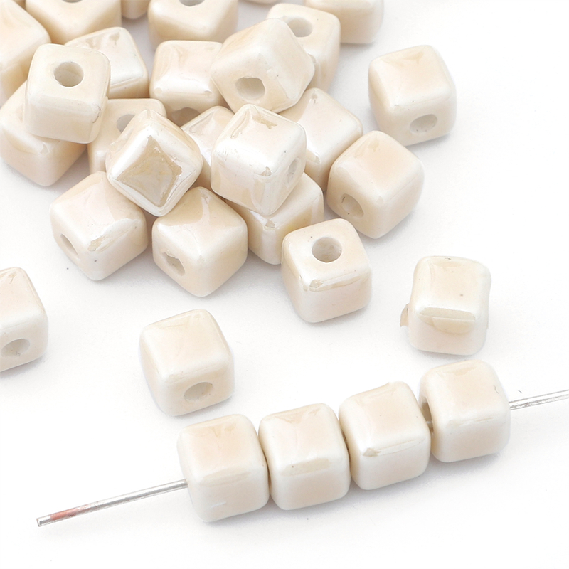 10 pçs cores da moda 6/8mm contas quadradas cubo contas de cerâmica diy 2mm buraco contas artesanais contas de porcelana para fazer jóias