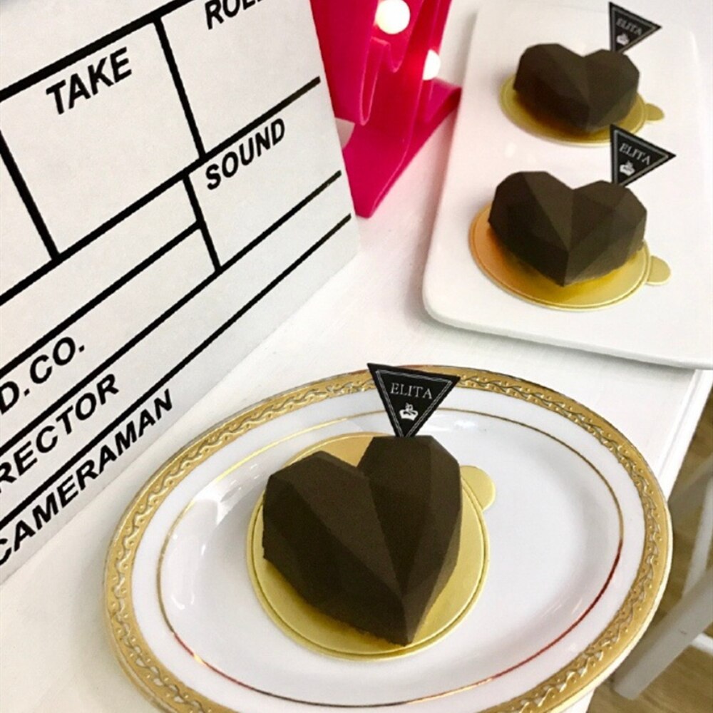 Moule à Gâteau En Silicone, 8 Cavités Triangulaires - Idéal Pour Pâtisseries, Soupes, Pizzas - Sans BPA, Usage Four Et Micro-ondes - 7