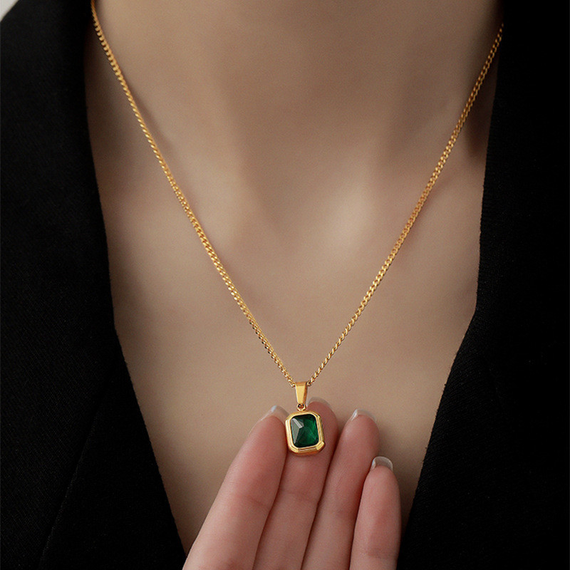 Collar con colgante de circón verde cuadrado Retro a la para mujer, collar con dijes para niñas, de joyería de compromiso de boda