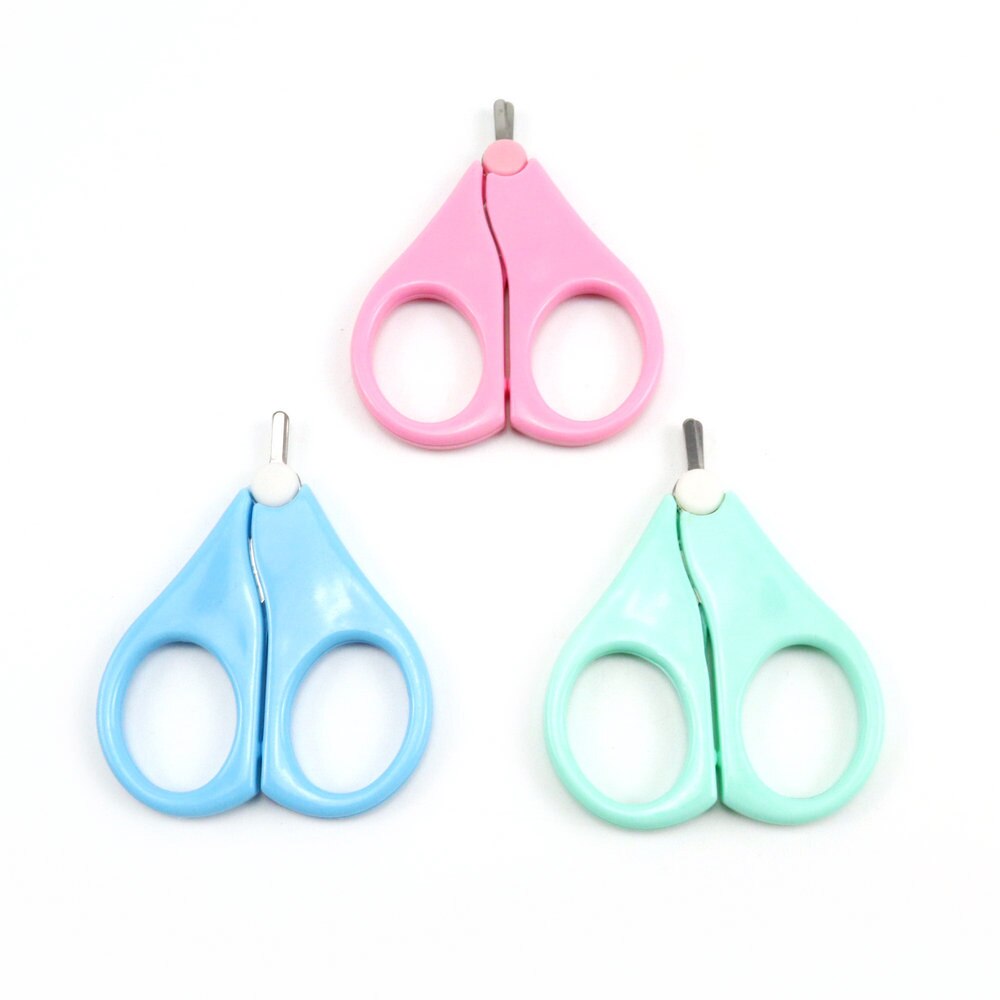 Venda quente 1pc crianças da segurança do bebê manicure cortador de unhas clippers tesoura adorável mini clipper trimmer cuidados com as unhas do bebê cor aleatória