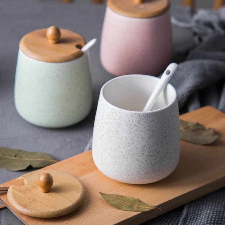 Keramikk kjøkken matbeholdere krydderkrukker saus grytesett salt pepper shakere kryddersprayer matlaging kjøkkenverktøy
