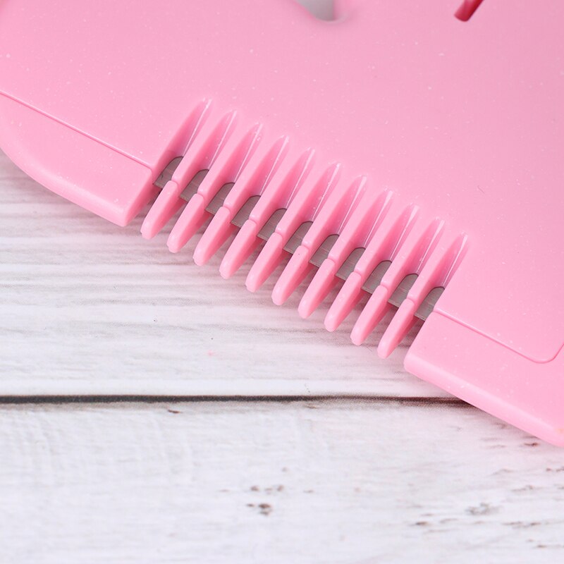 1pcs Pubic Bikini Hair Remover Trimming Tools Heart Shape Thinning Hair Cutting Comb Women Mini Trimming Accessories