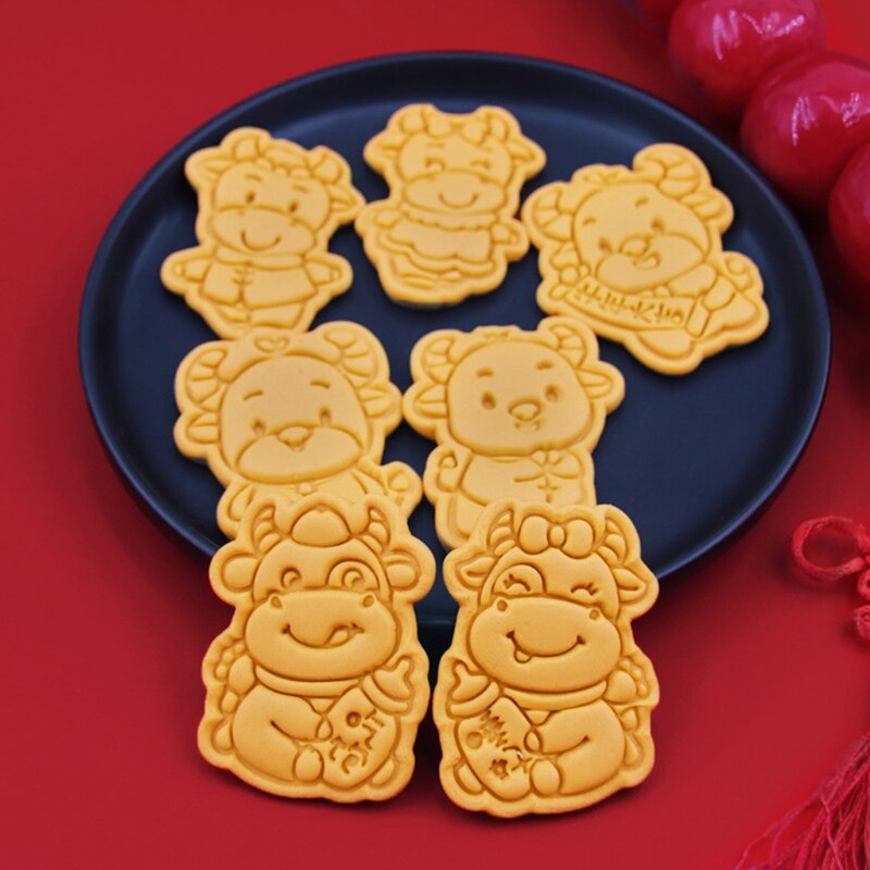Chinese Jaar 3D Vee Vorm Pressable Stamped Reliëf Biscuit Cookie Cutters Mold Keuken Bakvormen Tool
