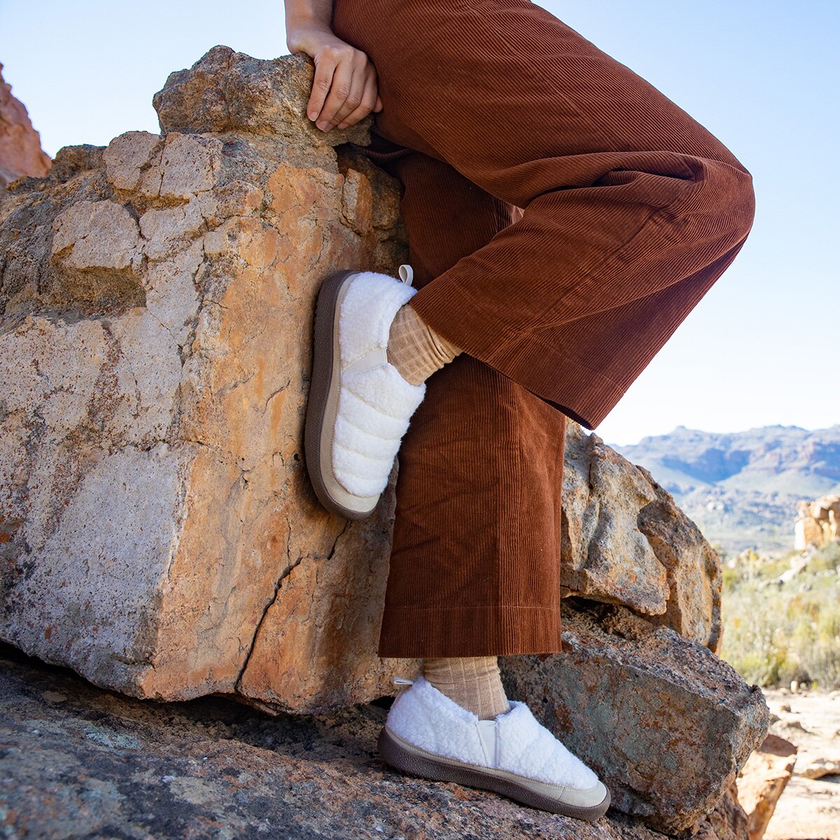 Naturehike – chaussures de Camping en peluche pour hommes et femmes, pantoufles antidérapantes unisexes, chaudes pour la maison, hiver