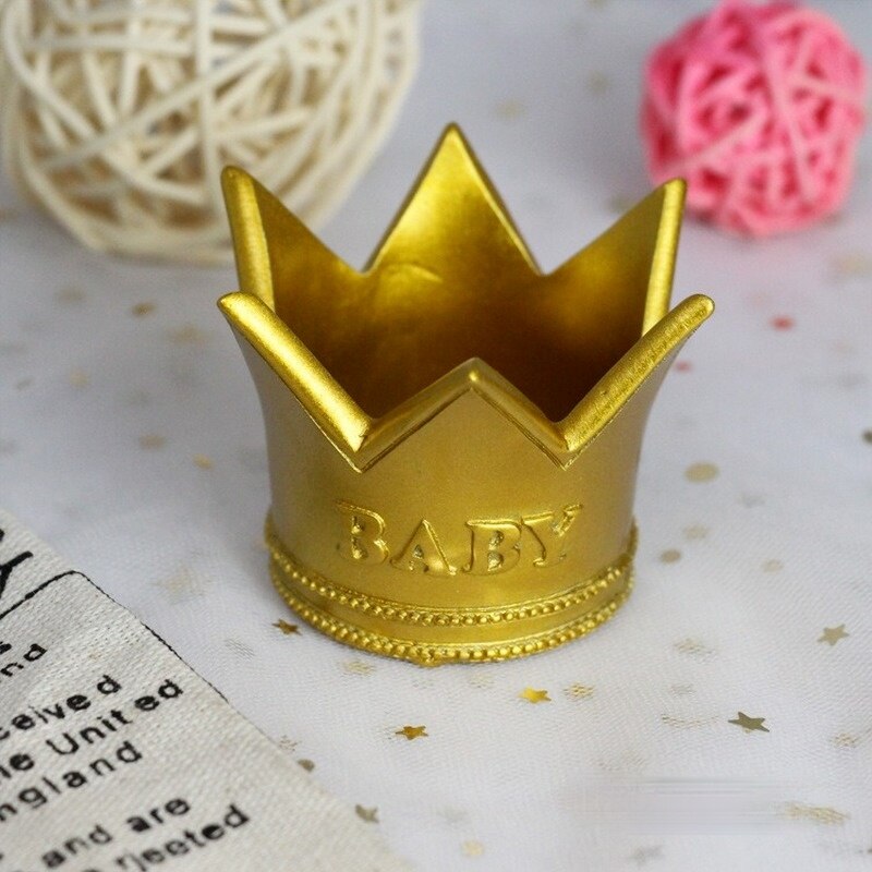 Mini Tiara Crown Princess Topper Resin Cake Toppers Birthday Kids Favors Cake Decorating Cupcake Topper for Wedding Decoration: baby 1