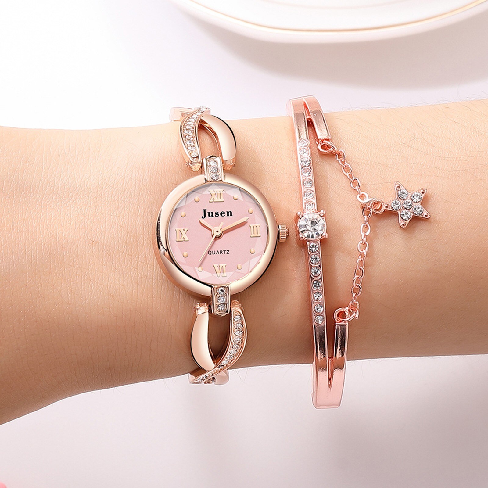 Top Brand Vrouwen Armband Horloges Lady Onregelmatige Roestvrij Staal Band Rhinestone Quartz Horloge Luxe Mode Quartz Horloge