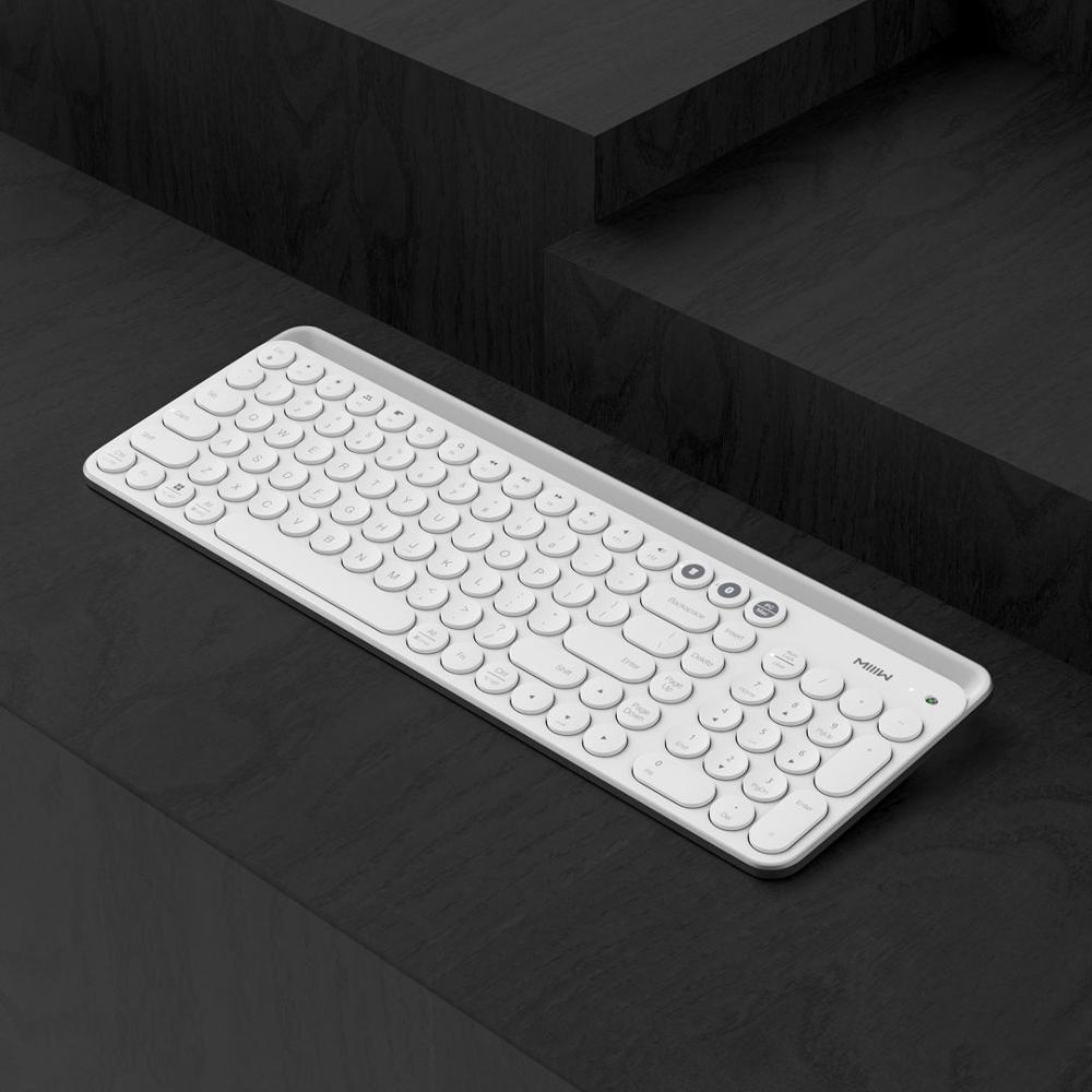 MIIIW Bluetooth 4.0 Dual Mode Keyboard 104 Keys MWBK01 2.4GHz Multi System Compatible Wireless Portable Keyboard
