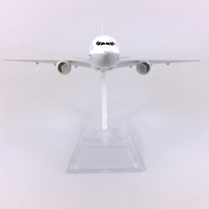 16Cm 1:400 Air Japan Ana Vliegtuig B767 Model Met Base Legering Vliegtuigen Vliegtuig Collectible Display Speelgoed Model Collection