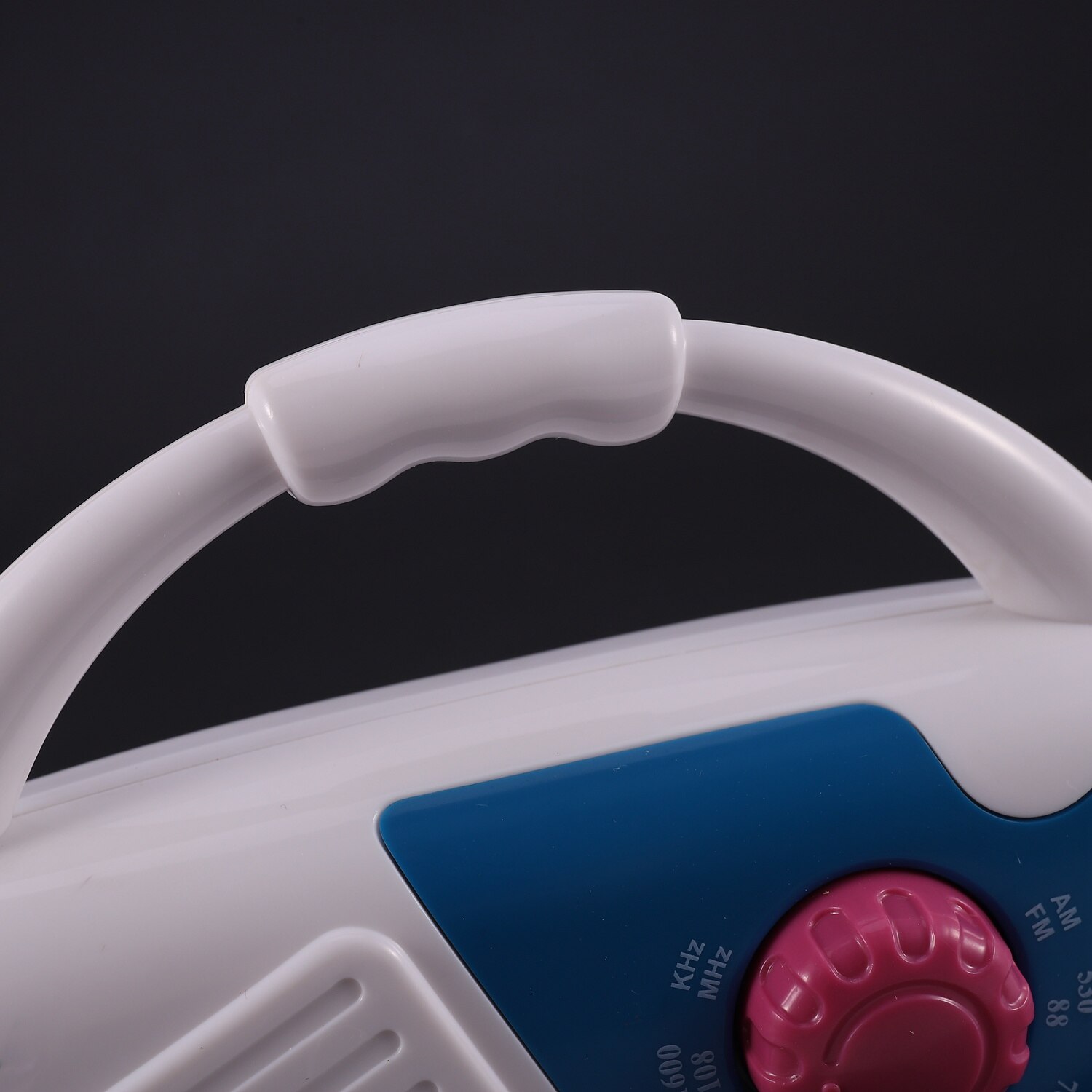 Waterproof AM FM Radio Shower Radio with Speaker for Bathroom