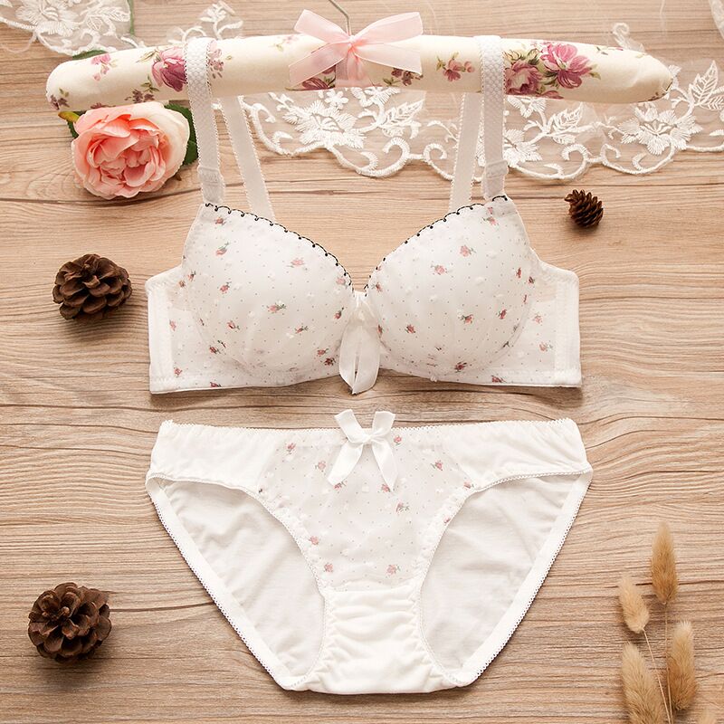 Teen Girls Bras and Panty Set Puberty Girls Lace Dot Cotton Underwear Set Bra Teenage Underwear Small Breast Bra: white / 16