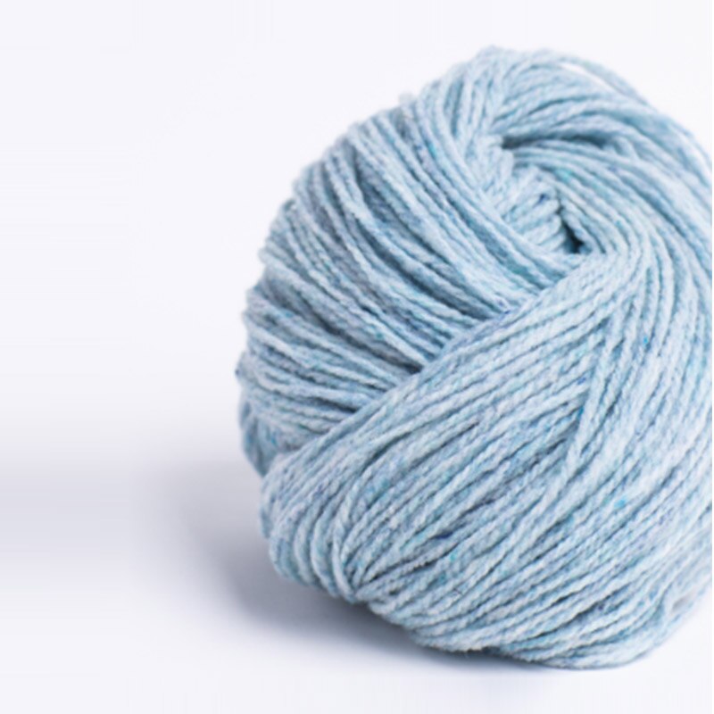 Brooklyn Tweed LOFT yarn wool yarn hand knitting: Iceberg