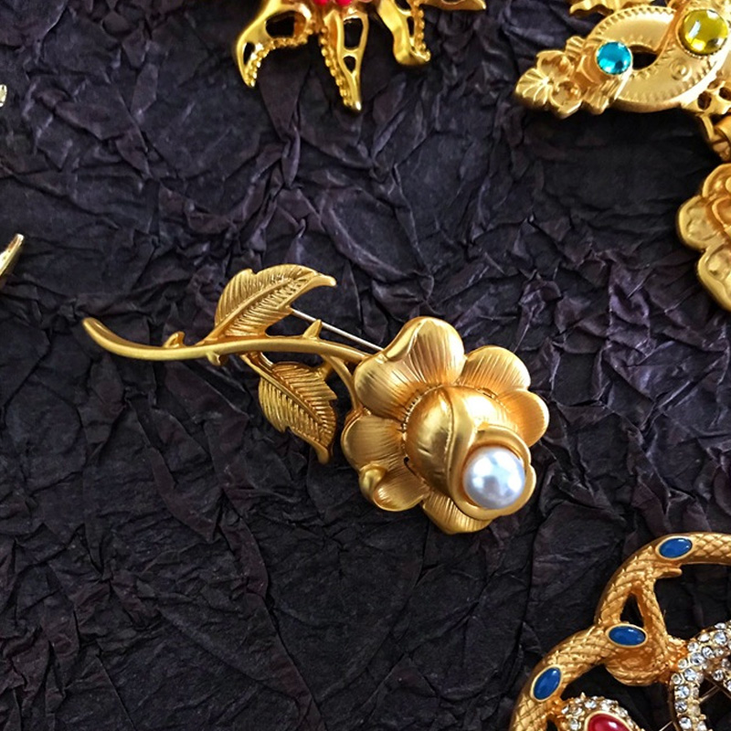 Vintage antieke stijl Gem broche mannen vrouwen feestjurk accessoires broches: Licht Geel Goud Kleur