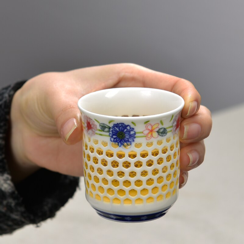 2PCS/Lot Crystal Hollow Teacup Honeycomb Teaware Blue and White Porcelain Ceramic Tea Cup Kung Fu Tea Set Kung Fu Tea Set