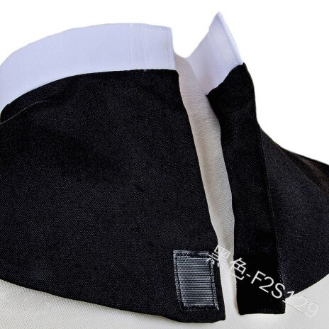 Medieval retro neckwear