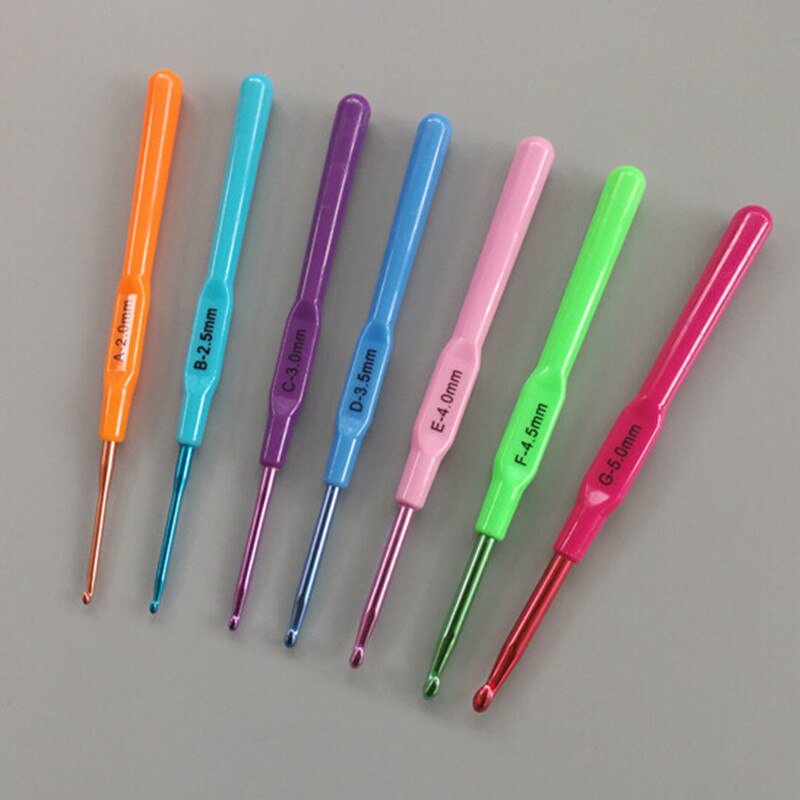 9Pcs/Set Ergonomic Crochet Hook Set Crochet Needles Knitting Needle Sewing Accessories: colorfull 2