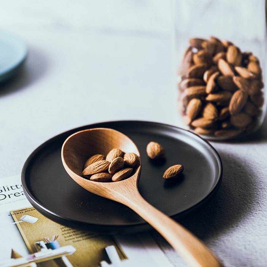 ceramic dessert cake pan Solid Plates Morden Style Round Shape Porcelain Household tableware Dish 6 inch