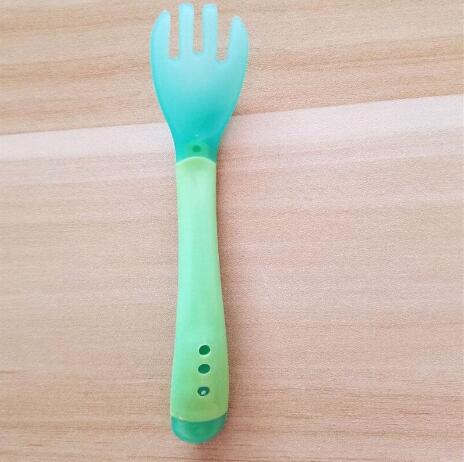Cuchara con sensor de temperatura para bebés, dispositivo de alimentación para niños, alimentador, aparato de comedor, 1 ud.: green fork